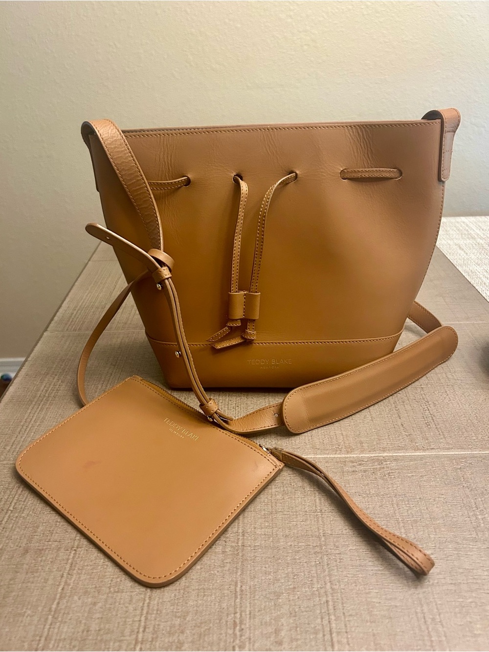 Teddy Blake Tan Leather Drawstring Bucket Bag